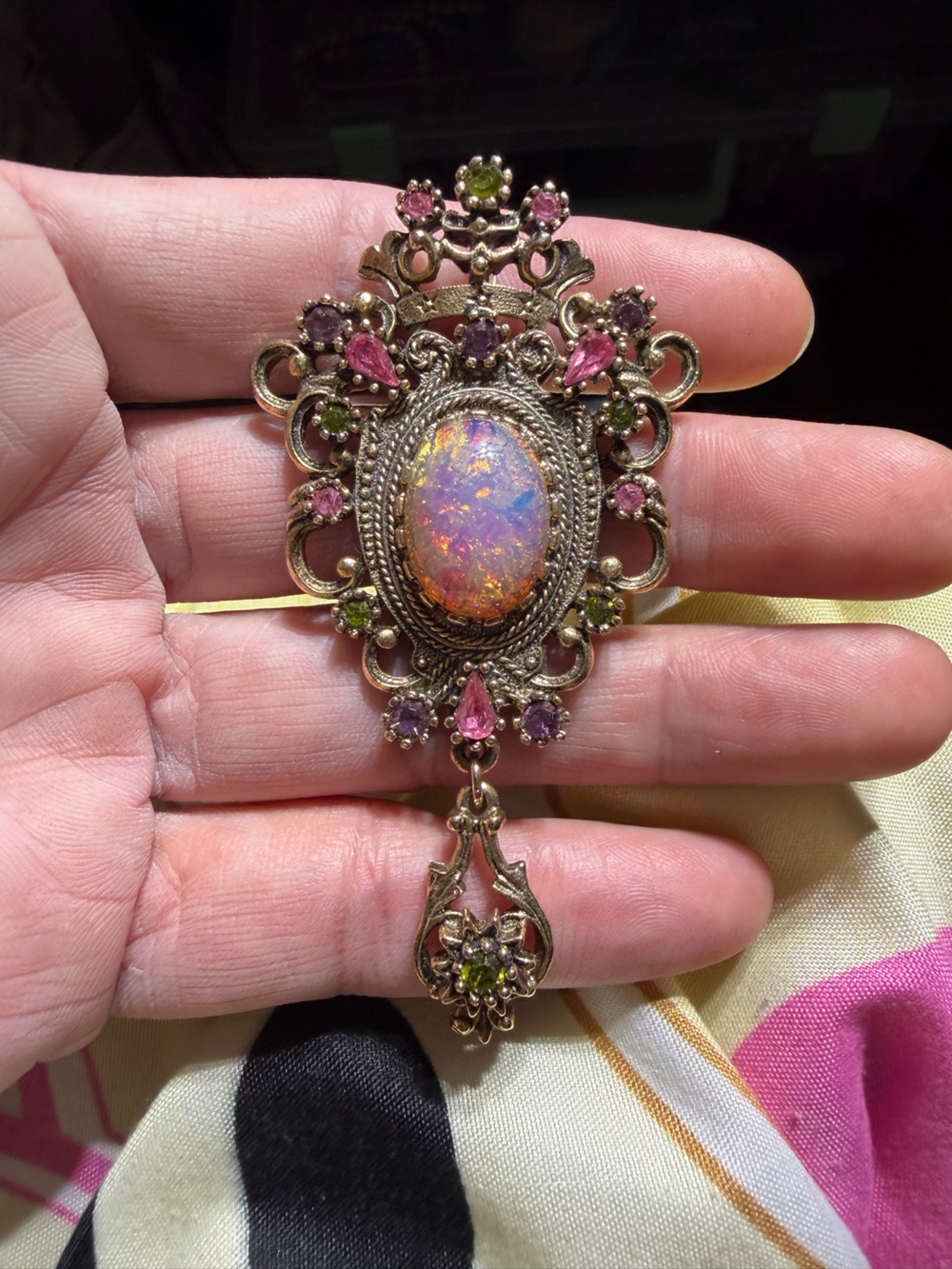 Vintage SARAH COVENTRY "Contessa" Brooch/Pendant